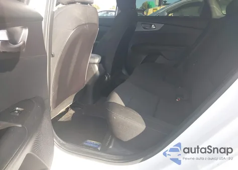 2021 Kia Forte Lxs из США, поврежденный, VIN 3KPF24AD3ME354749